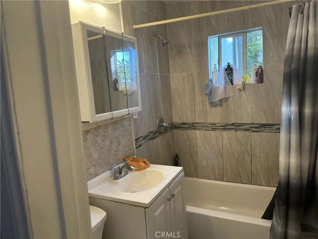 11907 168th Street, Artesia, California 90701 home-pic-13